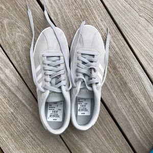 women’s adidas shoes